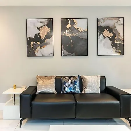 Apartment Beautiful Modern House *