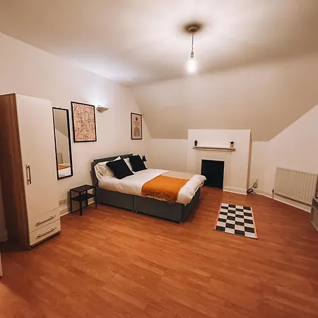 Spacious 3 In Tooting Gasthuis *