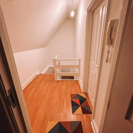 Gasthuis Spacious 3 In Tooting *