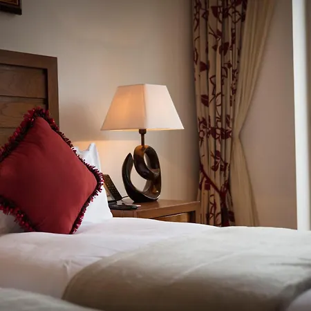 The Royal Horseguards Hotel, Hotel 4*