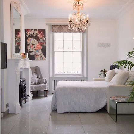 Victoria Belgravia Townhouse Apartment