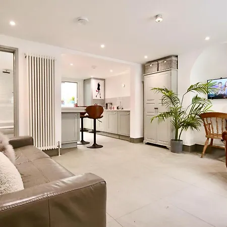 Victoria Belgravia Townhouse Apartment