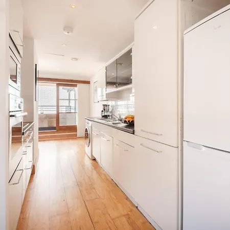 Apartment 2br Penthouse With Terrace - Heart Of Holborn - Cityapartmentstay