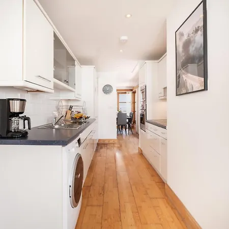 Apartment 2br Penthouse With Terrace - Heart Of Holborn - Cityapartmentstay *