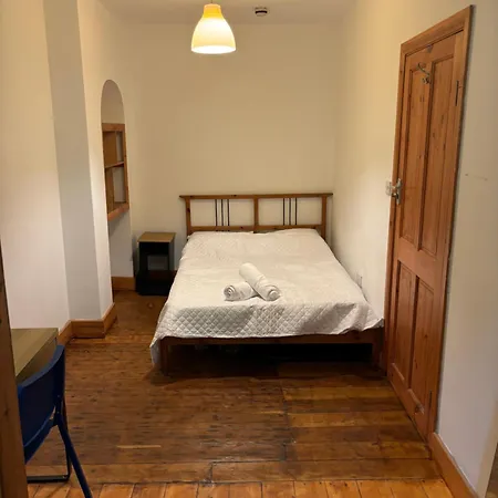 Room137 In Stoke Newington Homestay London