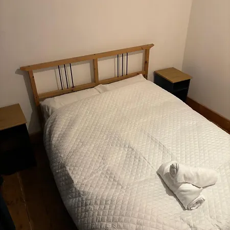 Room137 In Stoke Newington Homestay