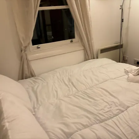 Room137 In Stoke Newington Homestay *