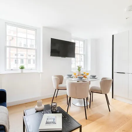 Soho & Fitzrovia With Balcony - Cityapartmentstay Apartment
