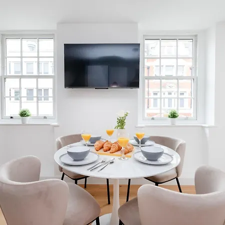 Soho & Fitzrovia With Balcony - Cityapartmentstay Apartment *