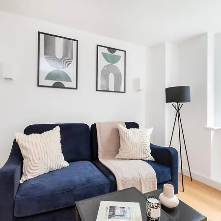 Apartment Fitzrovia With Balcony - Cityapartmentstay London