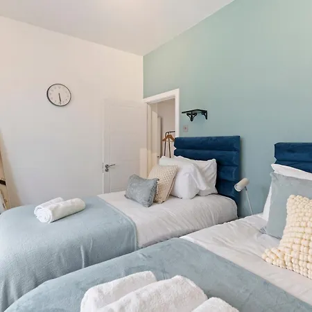 Rose Camden Town 3 Bedroom Sleeps 11 Apartment *