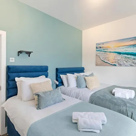 Rose Camden Town 3 Bedroom Sleeps 11