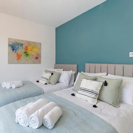 Rose Camden Town 3 Bedroom Sleeps 11