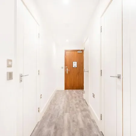 Tower Bridge & Liverpool Street - 2br - Cityapartmentstay Apartment *