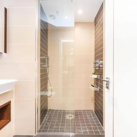 Tower Bridge & Liverpool Street - 2br - Cityapartmentstay * London