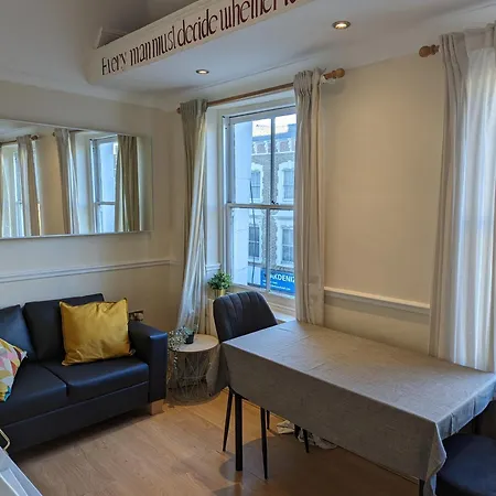 Apartment 2 Bed In The Heart Of Stoke Newington