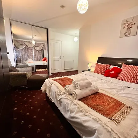 Luxury In Canary Wharf Guest house London