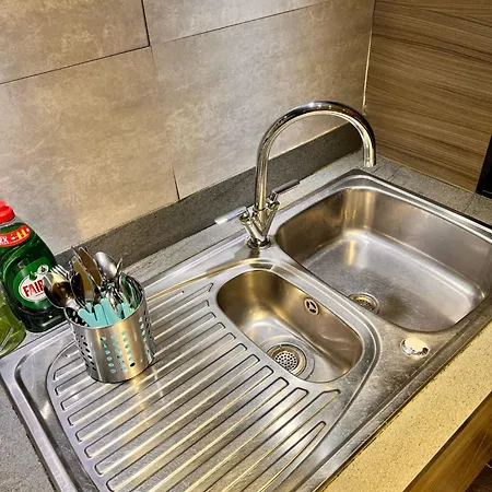 Luxury In Canary Wharf Guest house London