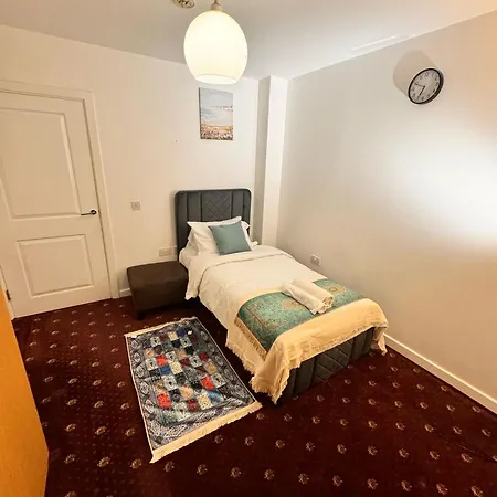 Luxury In Canary Wharf London