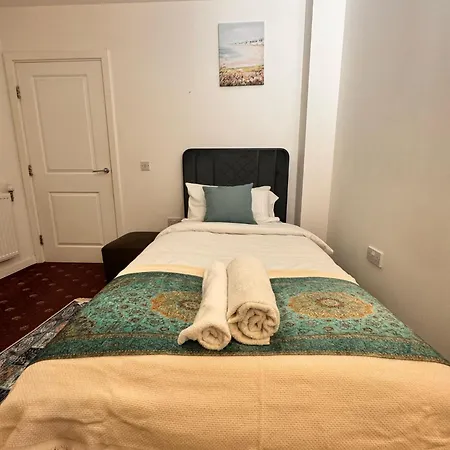 Luxury In Canary Wharf