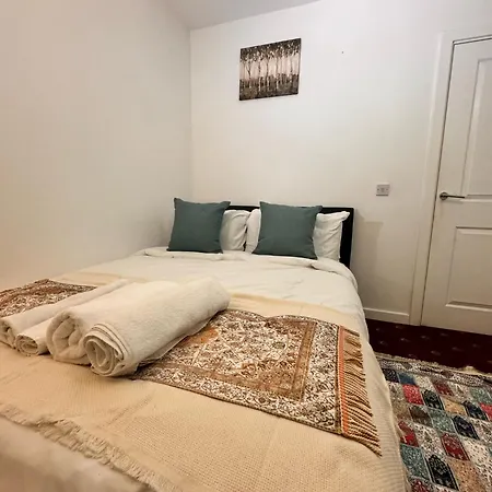 Luxury In Canary Wharf