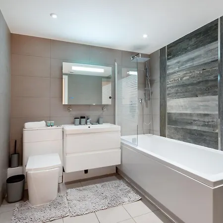 Apartment Charming Flat In Kingston Kt2, London Kingston upon Thames (Greater London)