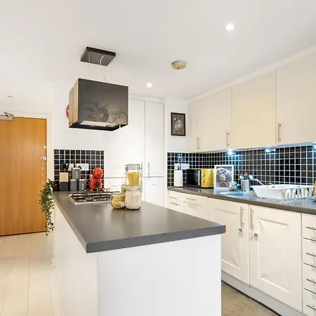 Livestay - Modern Two Bed In Stratford *
