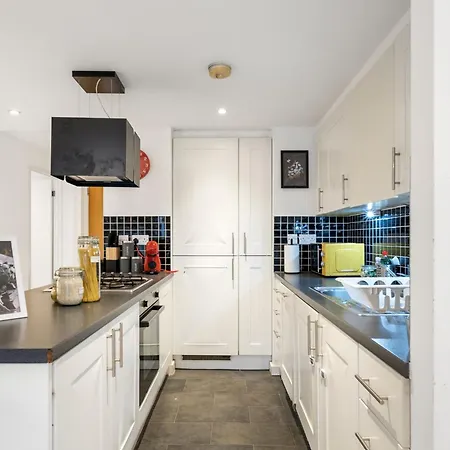 Apartment Livestay - Modern Two Bed In Stratford *