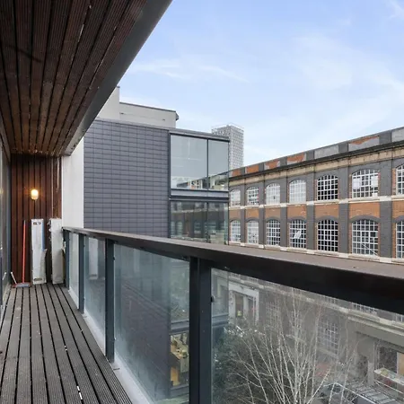 Apartment Livestay - Modern Two Bed In Stratford London