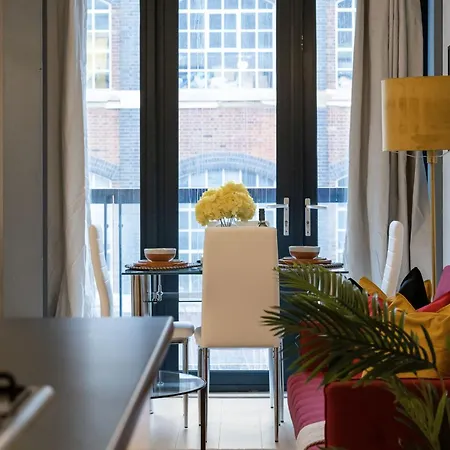 Livestay - Modern Two Bed In Stratford