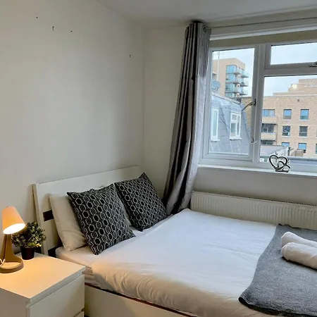 Cozy In Whitechapel! Homestay