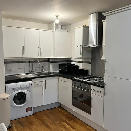 Homestay Cozy In Whitechapel! *