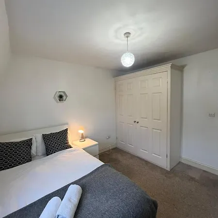 Cozy In Whitechapel! Homestay
