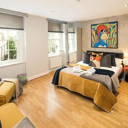 5 Min Walk To Madame Tussauds - 5 Min Walk To Baker Street - 5 Min Walk To Marylebone Railway Station - 5 Min Walk To Regent Park - Apartment *