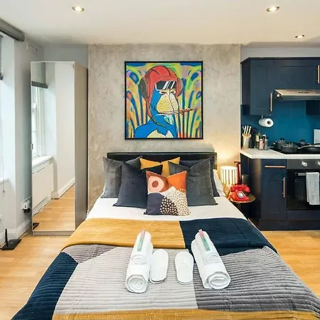 Apartment 5 Min Walk To Madame Tussauds - 5 Min Walk To Baker Street - 5 Min Walk To Marylebone Railway Station - 5 Min Walk To Regent Park -