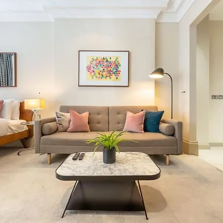 Rrr Apartment *
