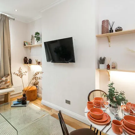 Charming 1-bed In Apartment London