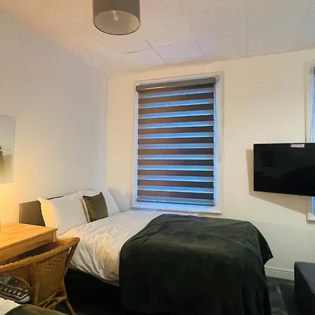 Harry Potter 9 3/4 Flat Apartment *