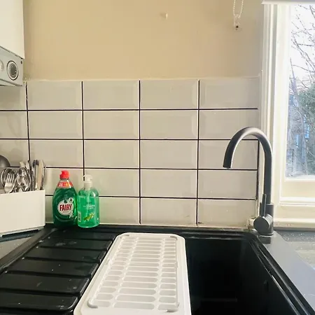 Harry Potter 9 3/4 Flat Apartment London