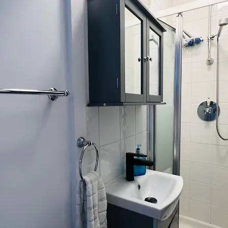Harry Potter 9 3/4 Flat Apartment