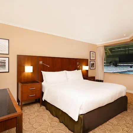 London Stadium Hotel, A Member Of Radisson Individuals