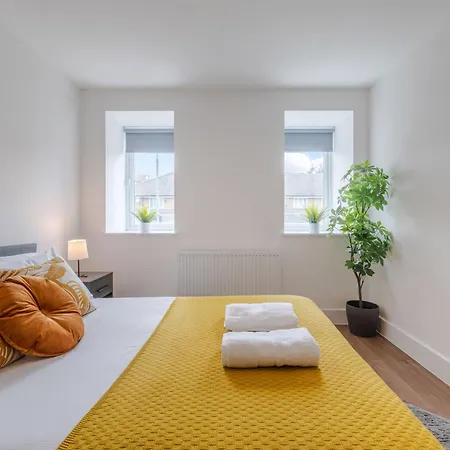 The Perfect London, With 2 Bedrooms 1 Bath - Battersea, Vauxhall And Nine Elms Apartment London
