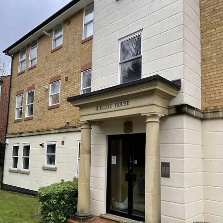Stunning Studio Flat - Free Parking - 3 Min From Sutton Station Apartment *