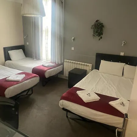 Saba And Hotel London