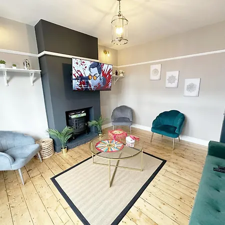 Cosy 3 Bedroom House With Free Parking Near Kingston Thames Apartment New Malden