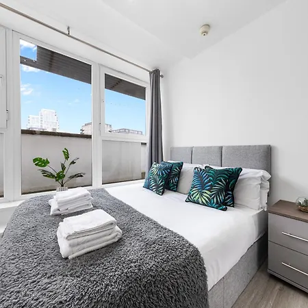 Sercasa - Wandsworth Park - * London