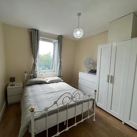 Apartment Comfy 2 Bedroom - Finchley Road, London