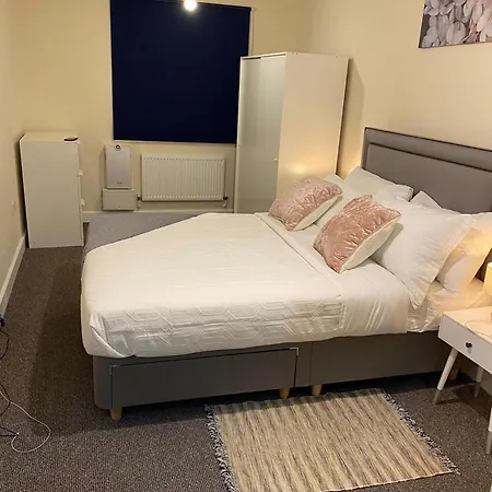 Stunning 2-bed In *