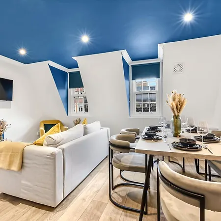 Zone 1, Near Eye, Attractions, 2 Beds