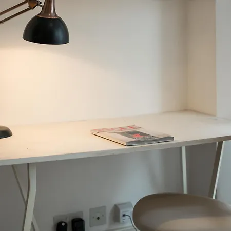 Charming 2-bed Flat In The Heart Of Nottinghill - Steps From Portobello Rd Market And Nottinghill Bookshop Apartment
